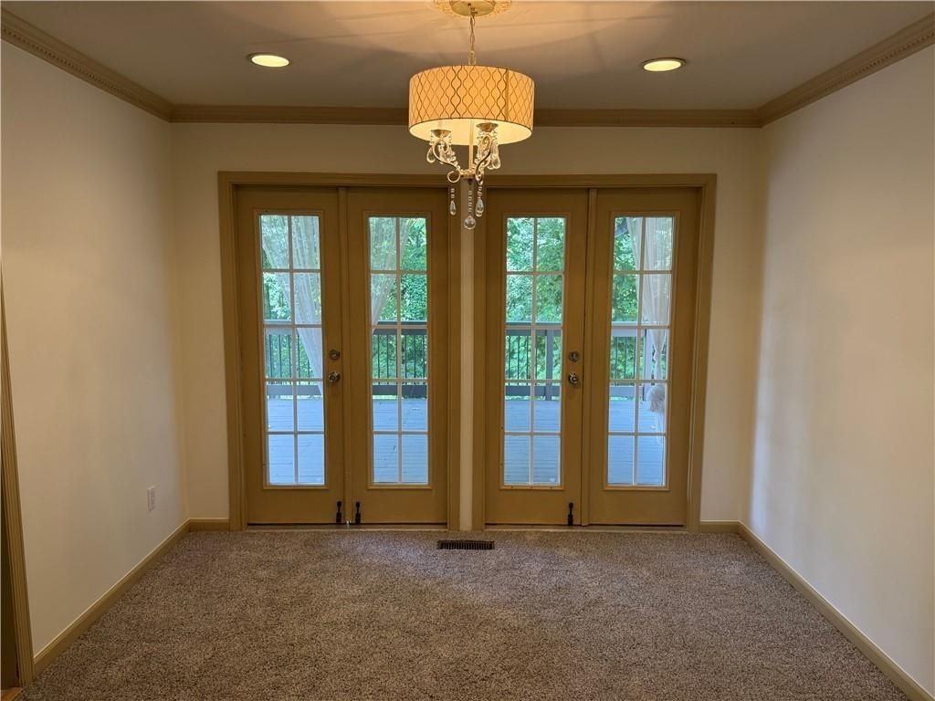 412 Hickory Walk - Photo 7 of 29