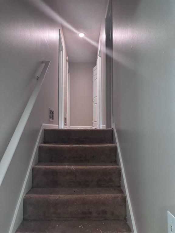 1634 Kimble Dr Sw - Photo 5 of 10