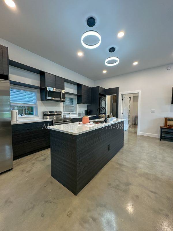 316 Toledo ##201 - Photo 2 of 14