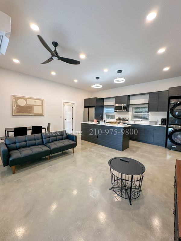 316 Toledo ##201 - Photo 4 of 14