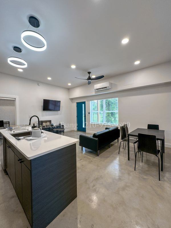 316 Toledo ##201 - Photo 5 of 14