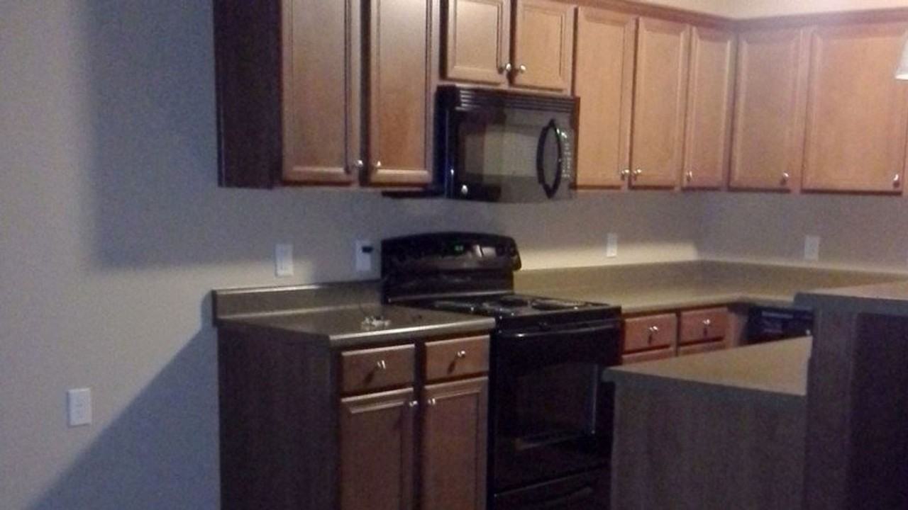 1548 N 18th St - Photo 4 of 7