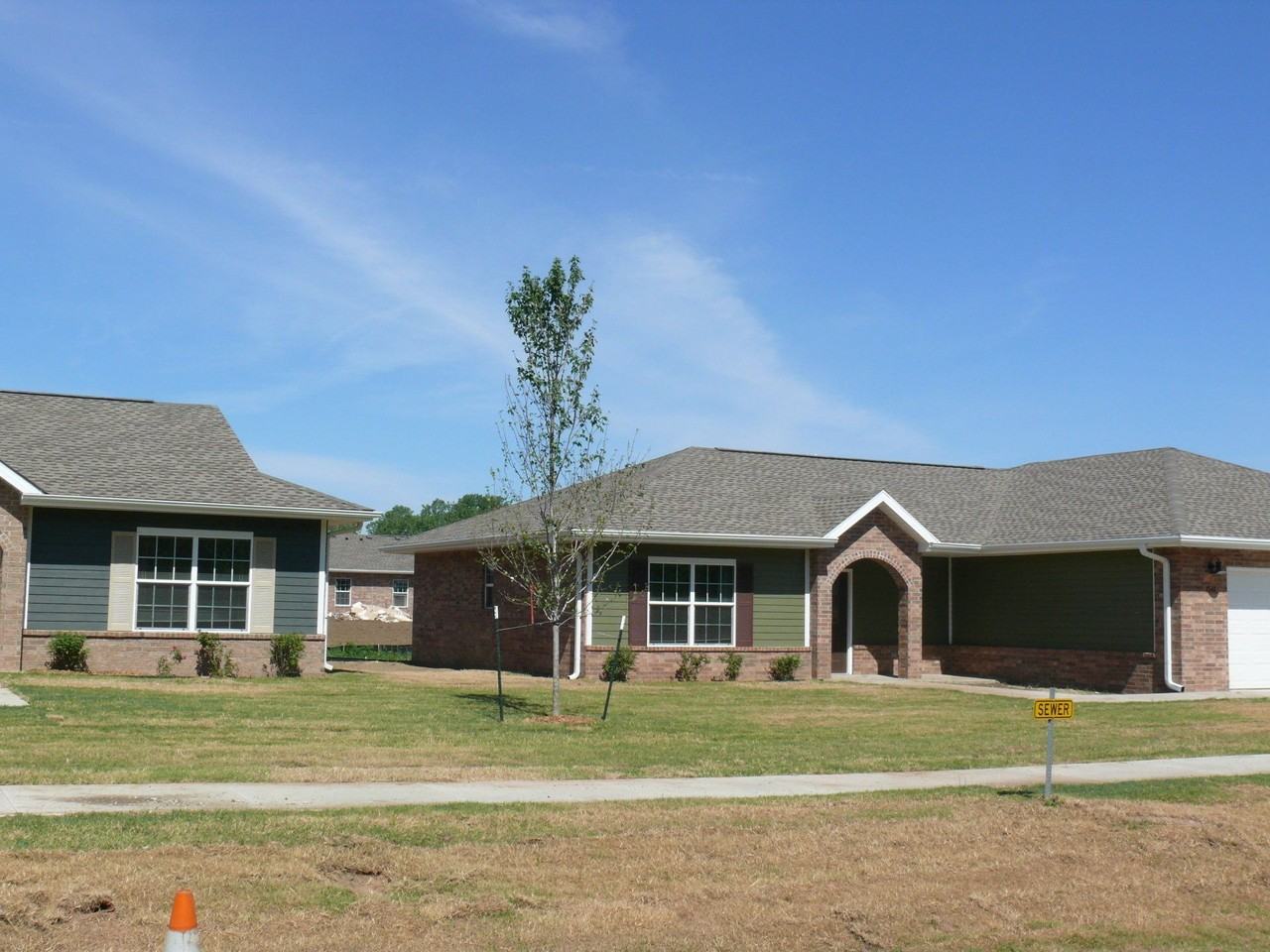 1548 N 18th St - Photo 6 of 7