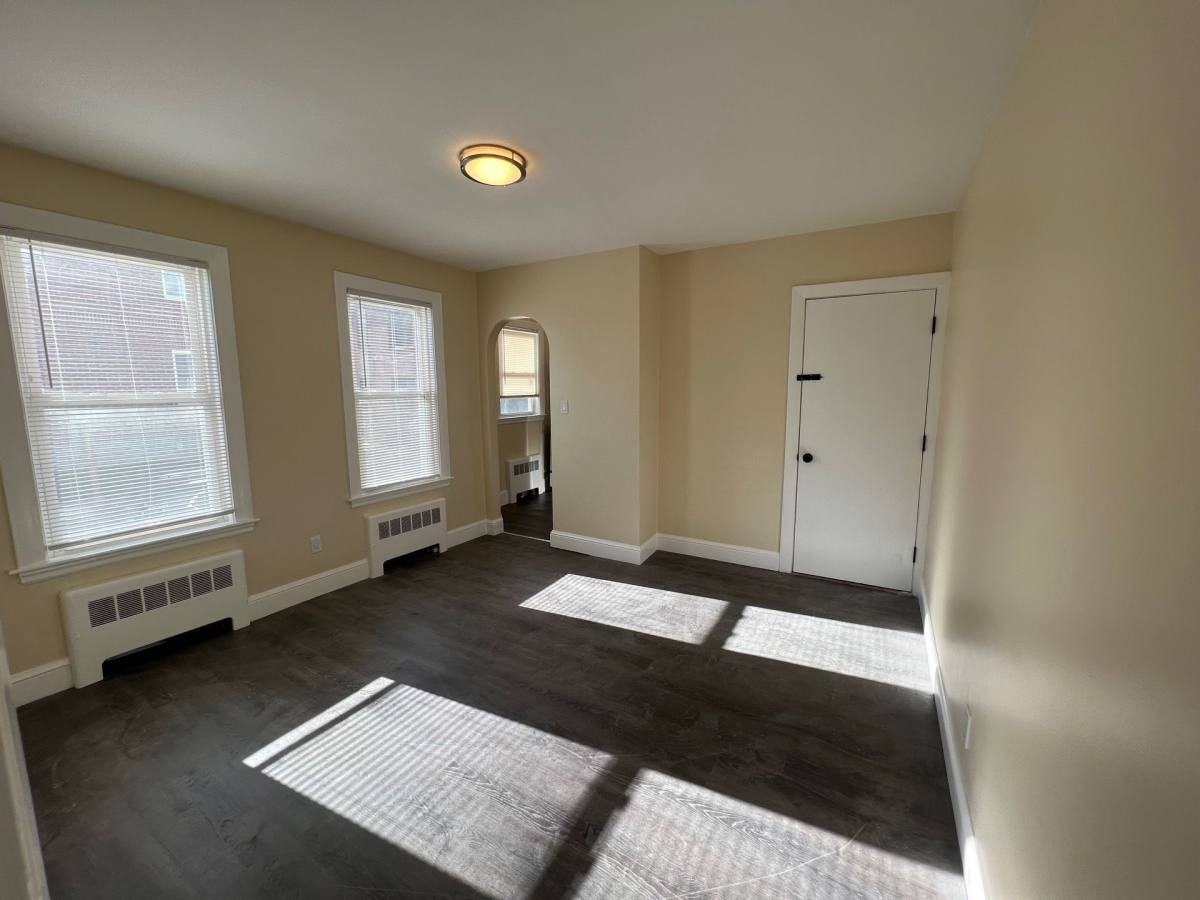 87 Winthrop Shore Dr - Photo 5 of 10