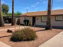 featured image of 1425 E Hudson Dr