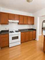 2815 W Berteau Ave #2C - Photo 1 of 1