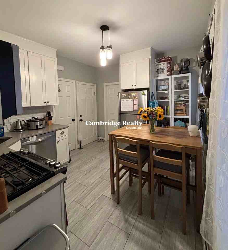 5 Marcella St #1T - Photo 4 of 22