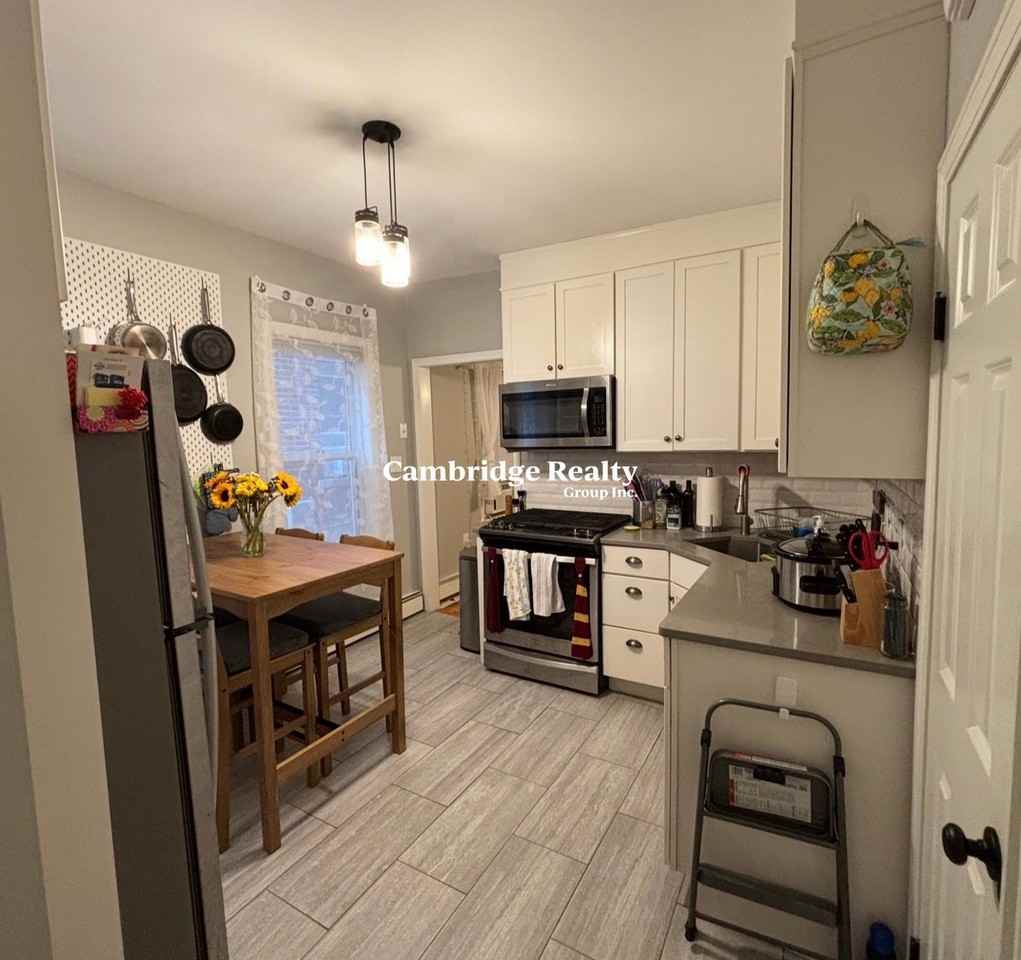 5 Marcella St #1T - Photo 6 of 22