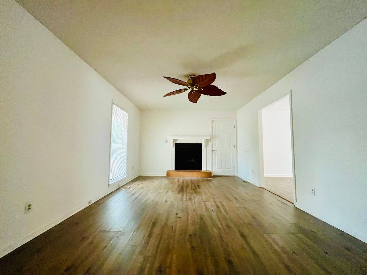 6901 Woodmark Dr - Photo 4 of 17