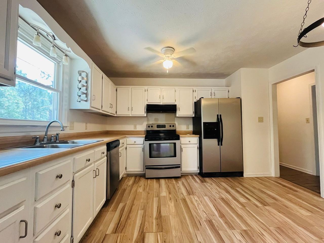 6901 Woodmark Dr - Photo 6 of 17