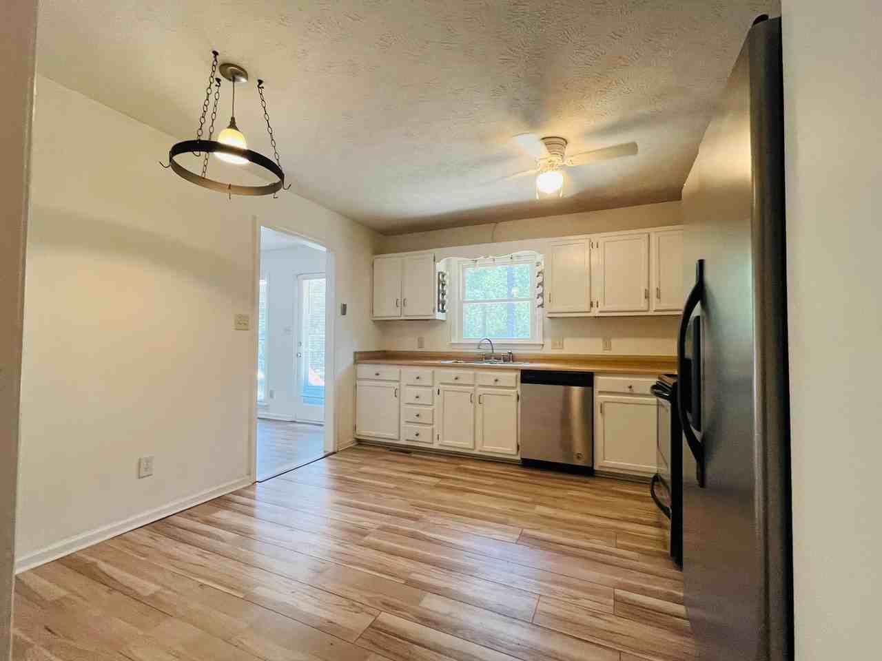 6901 Woodmark Dr - Photo 7 of 17