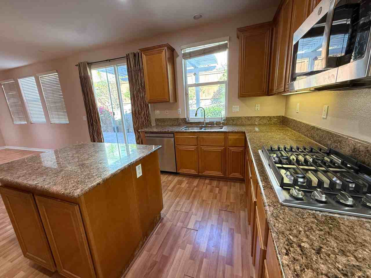 17023 Ralphs Ranch Rd - Photo 3 of 44