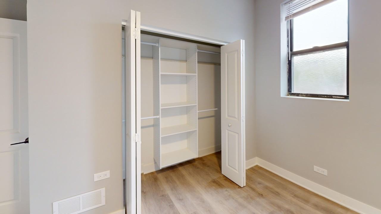 2401 N Kedzie Blvd #2 - Photo 6 of 13