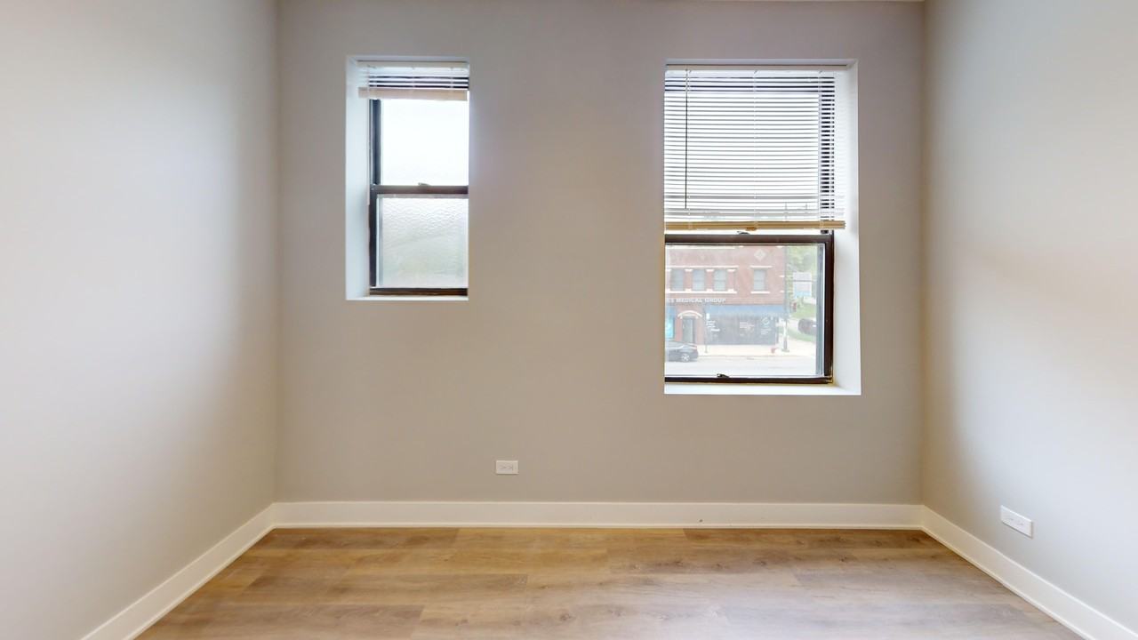2401 N Kedzie Blvd #2 - Photo 7 of 13