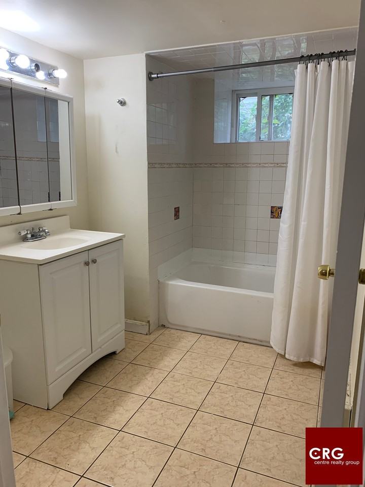 264 Foster St #1 - Photo 5 of 15