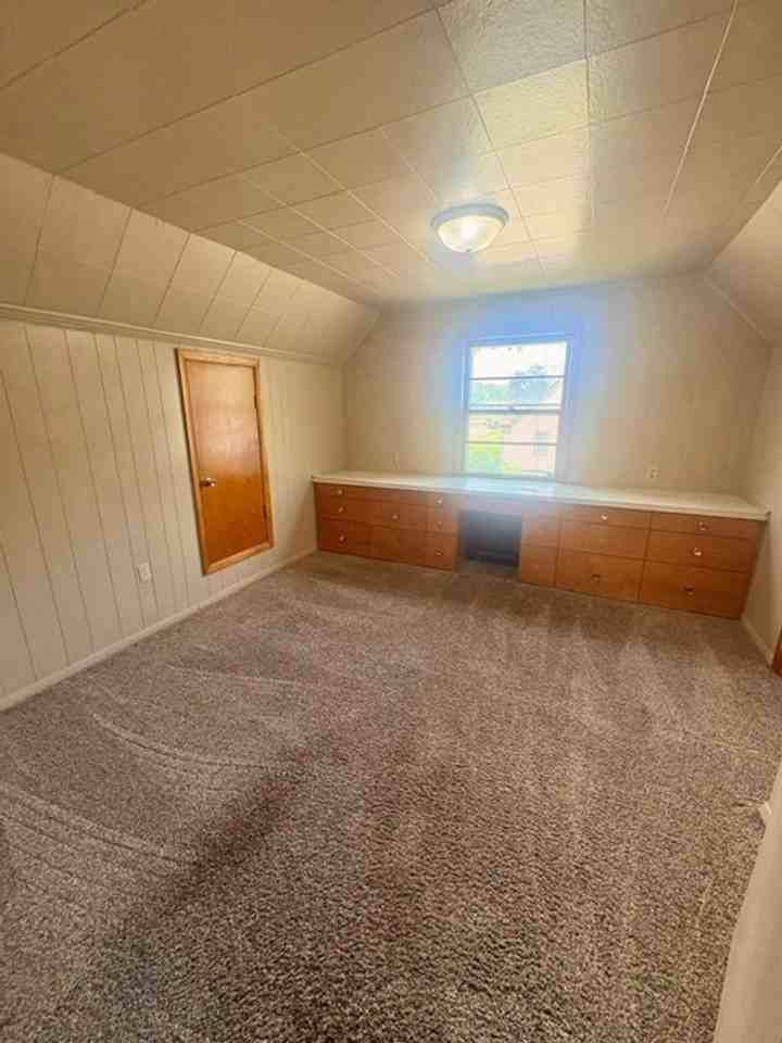 1756 Logan Ave - Photo 3 of 8