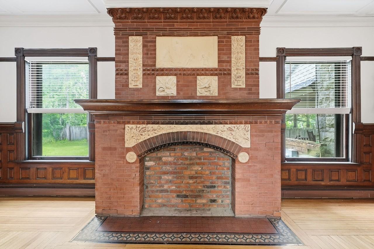 The Annandale Mansion - Photo 2 of 31