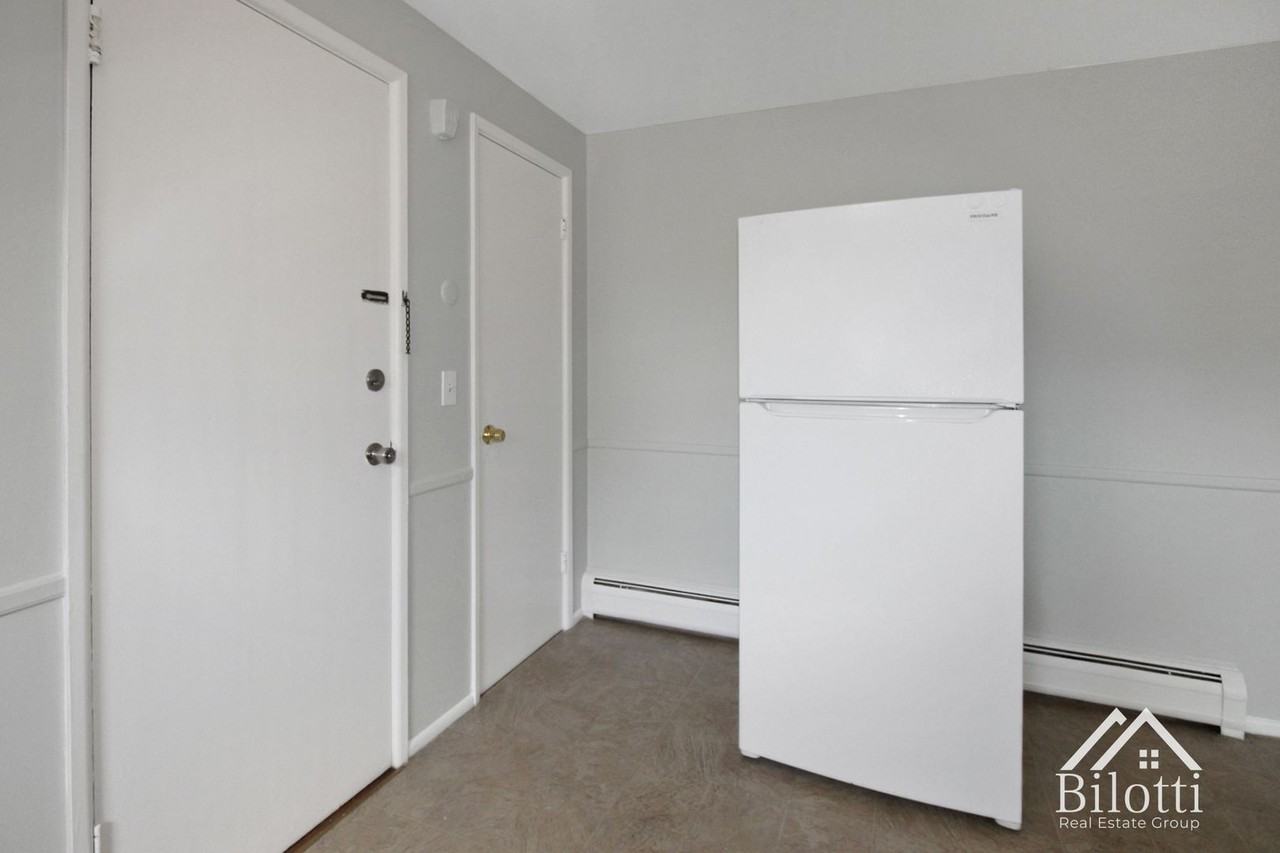5 Chestnut Street - Photo 3 of 12
