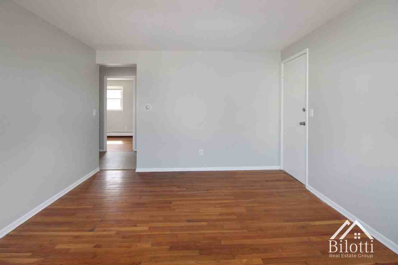 5 Chestnut Street - Photo 5 of 12
