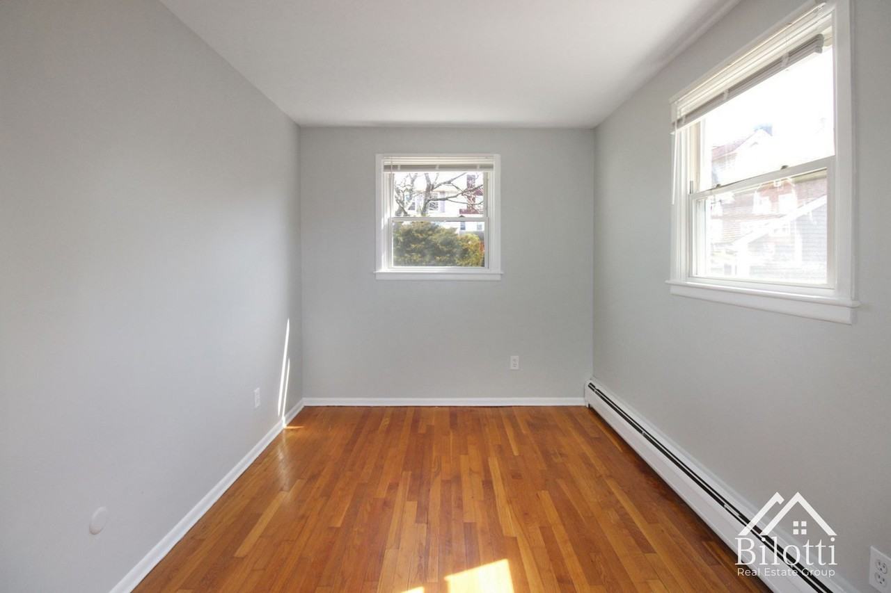 5 Chestnut Street - Photo 6 of 12