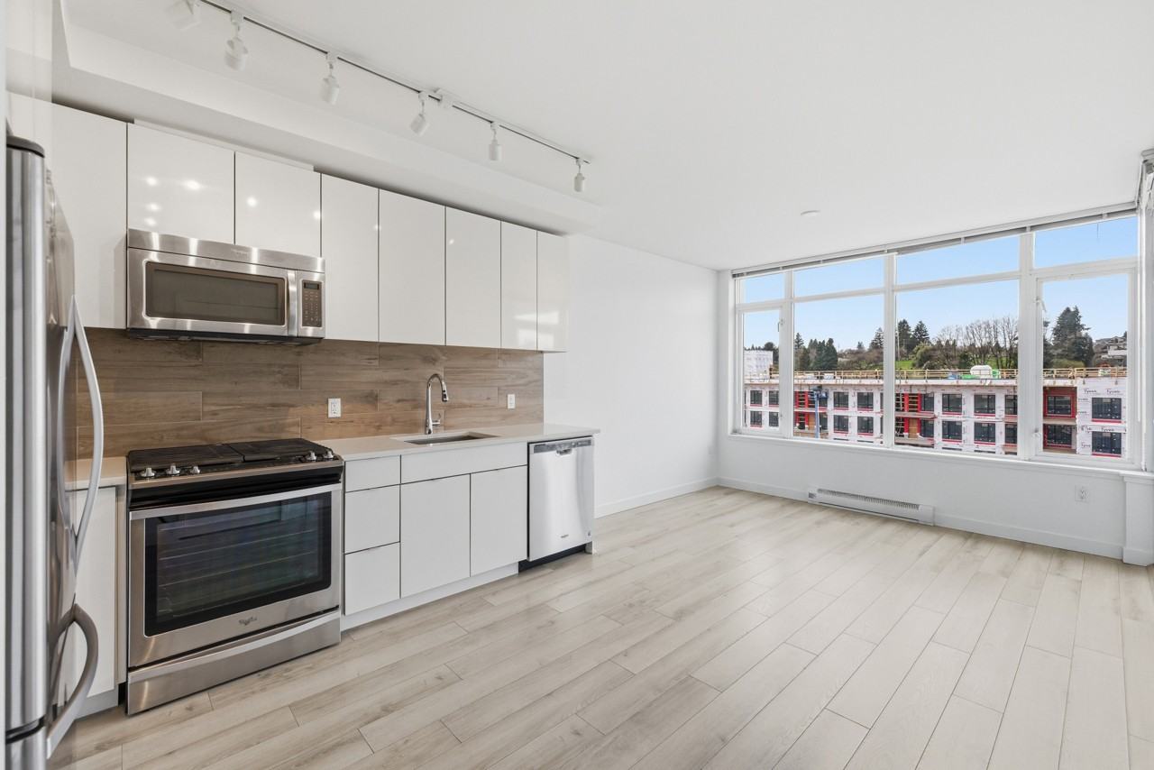 200 Nelson's Crescent #902 - Photo 3 of 24