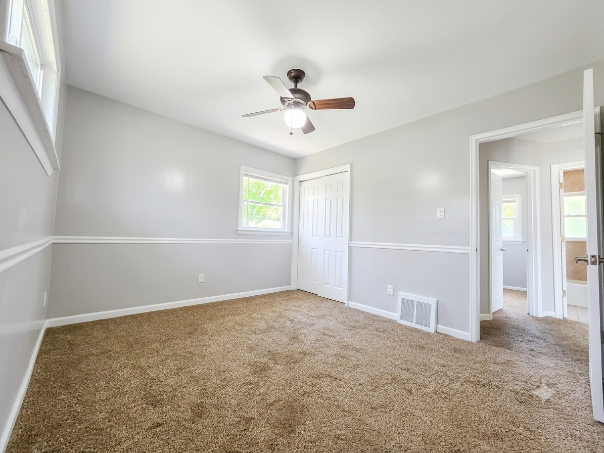 371 Trunk Dr - Photo 6 of 8