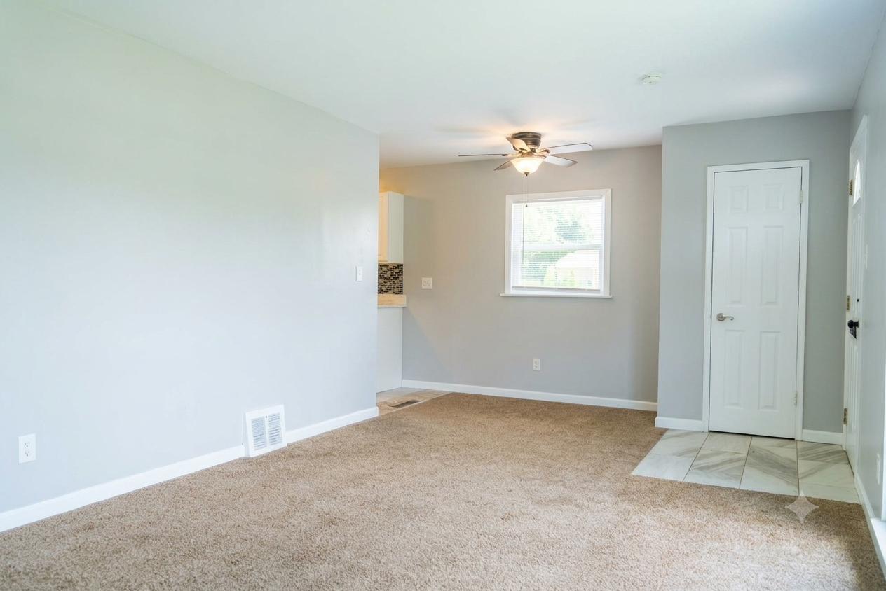 371 Trunk Dr - Photo 7 of 8