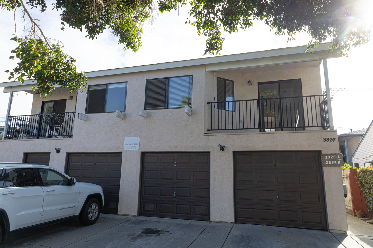3826 Shasta St - Photo 2 of 40