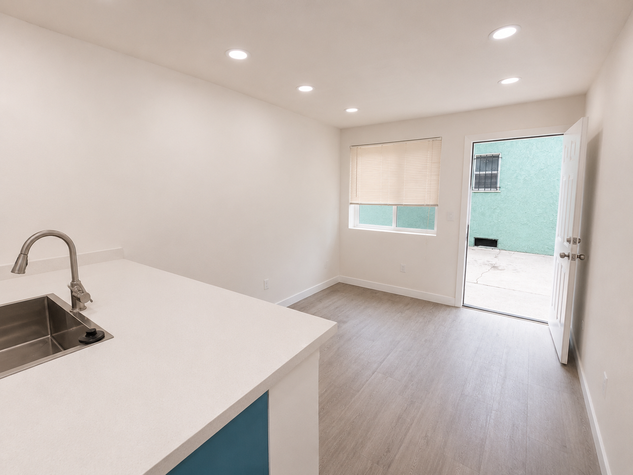537 W Colden Ave - Photo 5 of 5