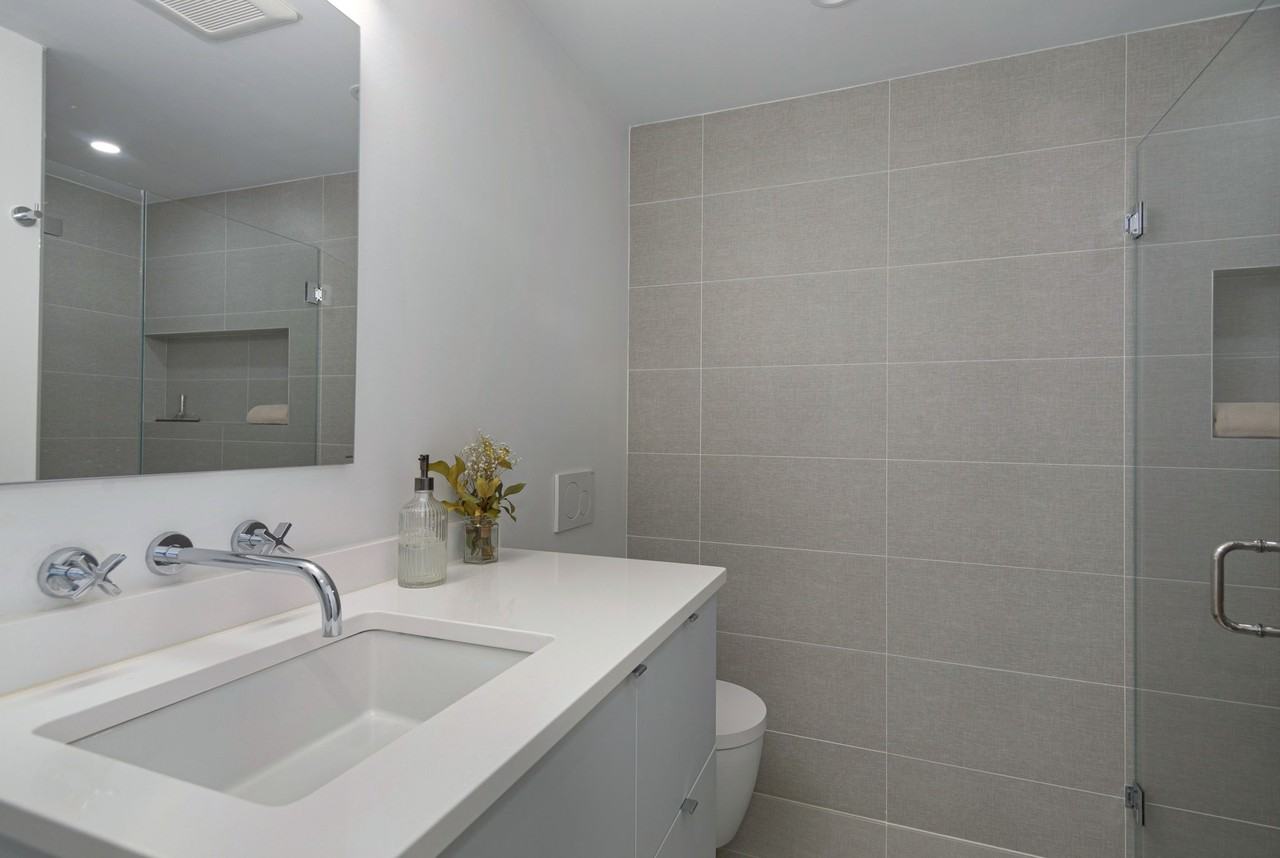 53 Rutland Sq #2 - Photo 4 of 14