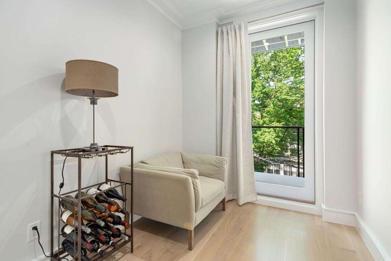 53 Rutland Sq #2 - Photo 6 of 14