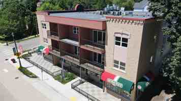 featured image of 410 E Main St