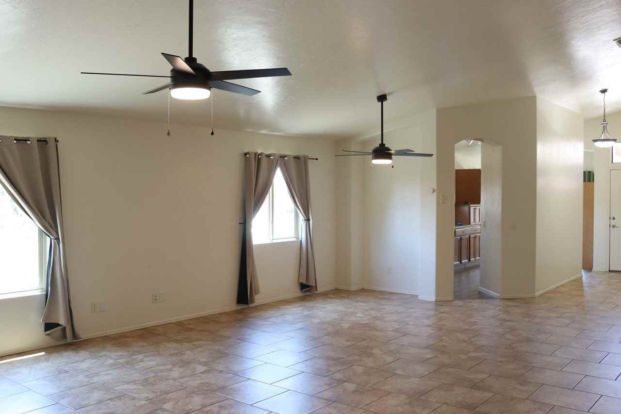 5379 Almosa St - Photo 5 of 23
