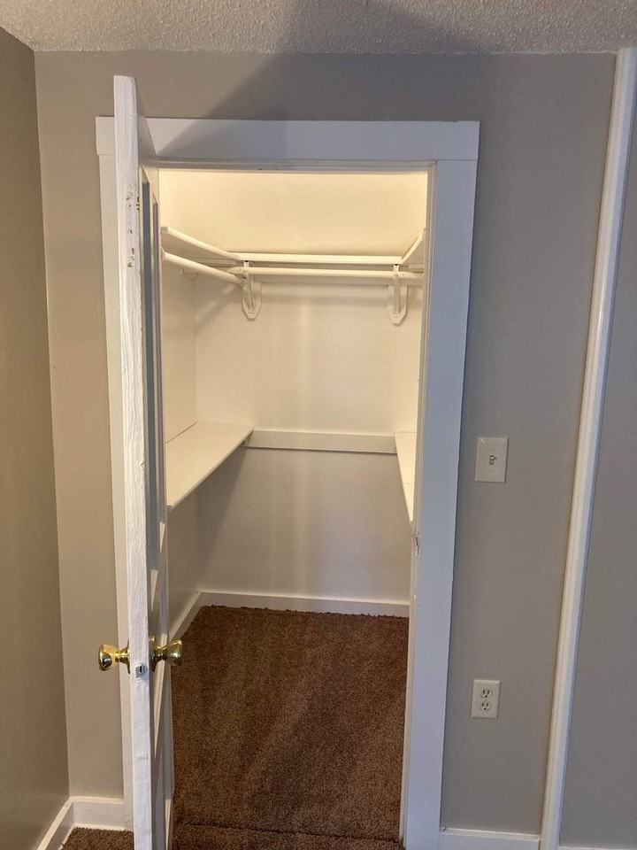2822 Jules St - Photo 2 of 11