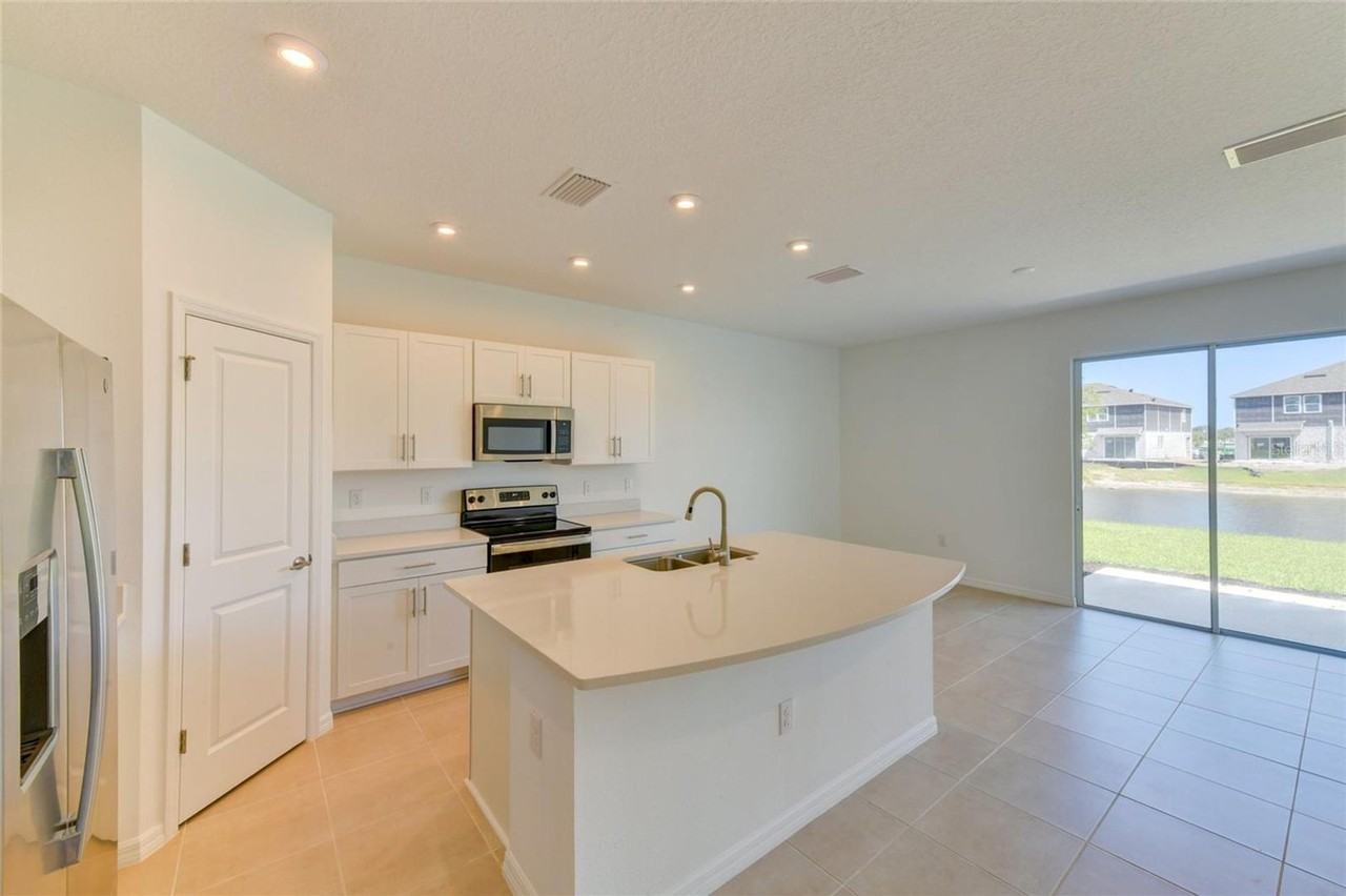 5744 Haven Ter - Photo 6 of 21