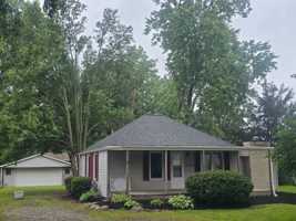 featured image of 2903 W John St