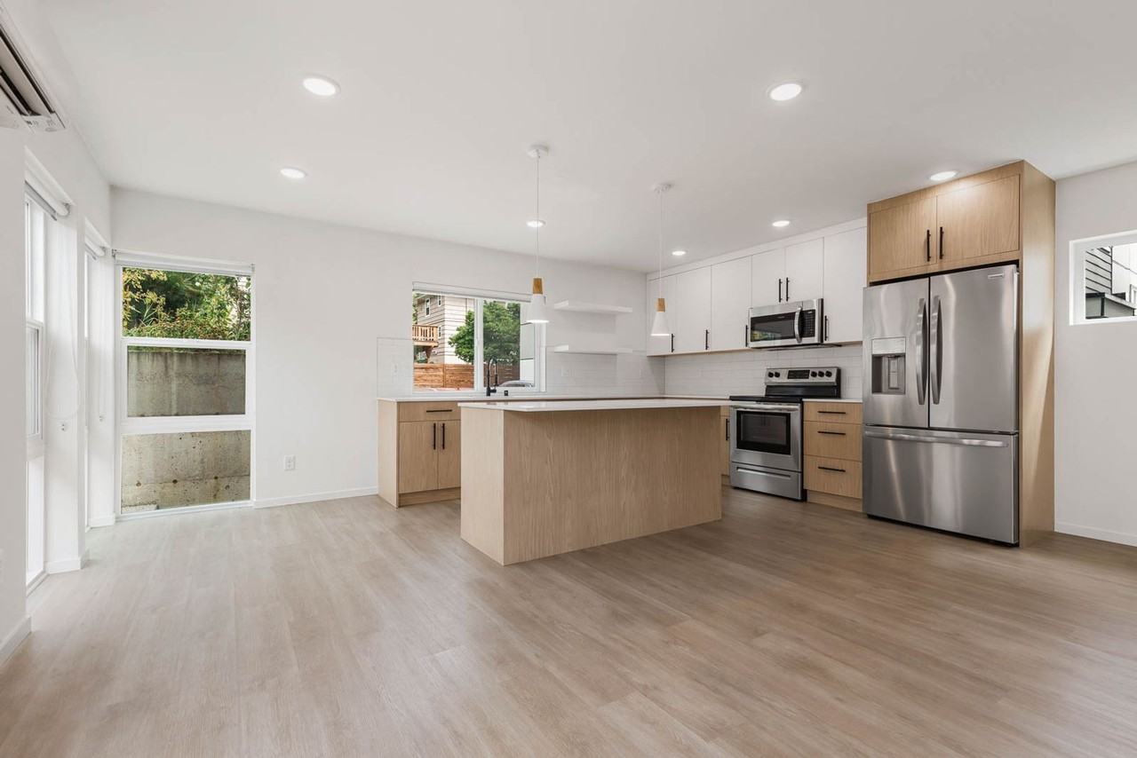 9002 15th Ave Sw - Photo 5 of 18