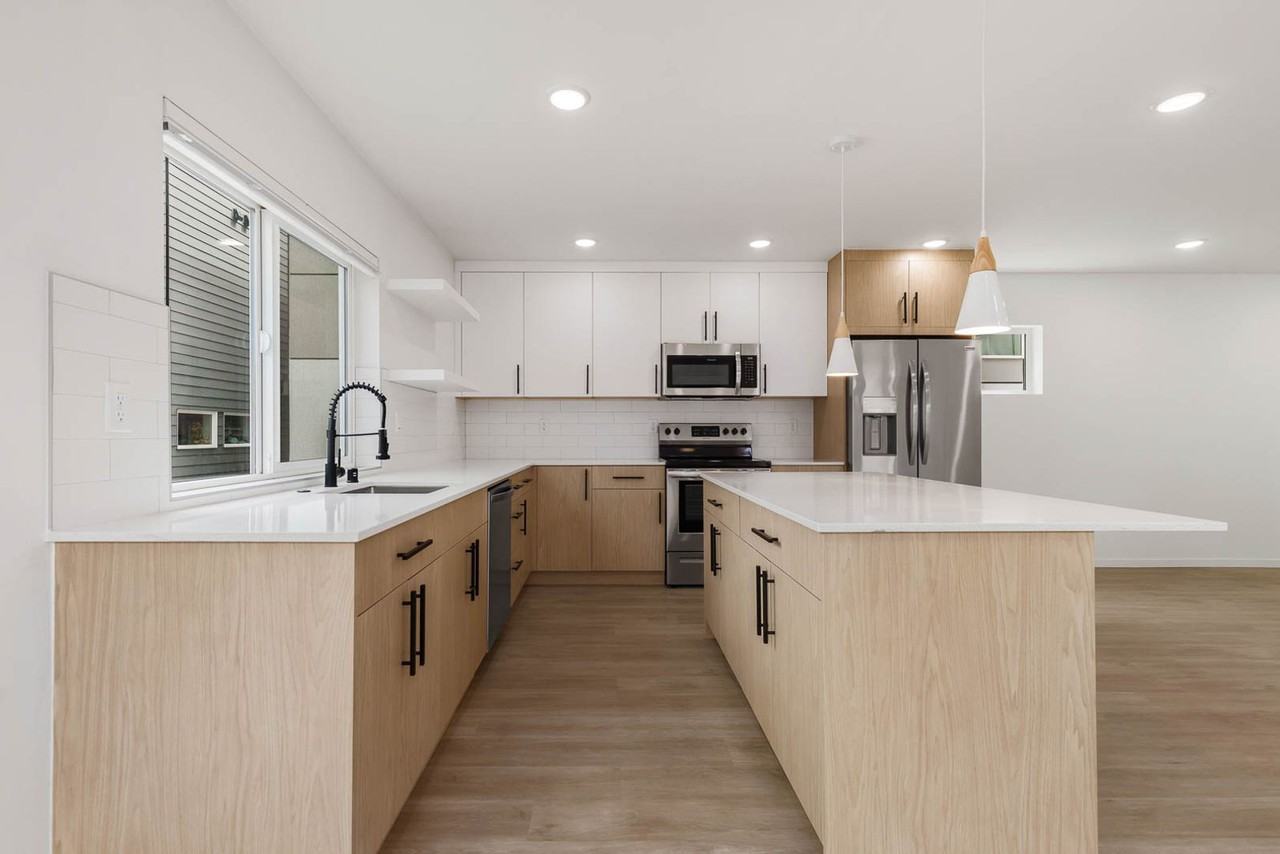 9002 15th Ave Sw - Photo 7 of 18