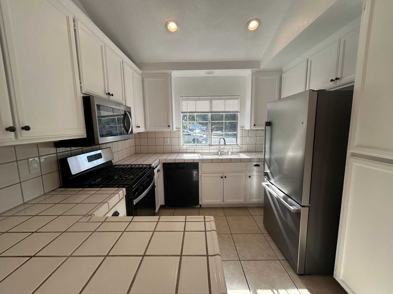 4093 Heartland Way - Photo 5 of 19