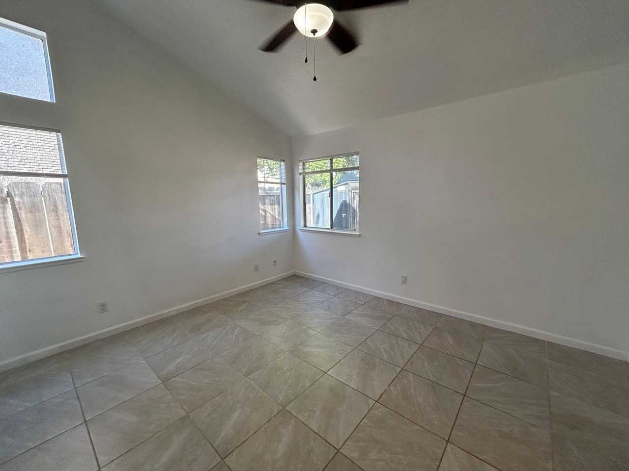 4093 Heartland Way - Photo 7 of 19