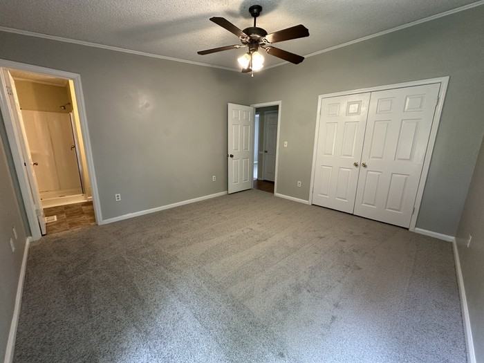 8000 Tiburon Cir - Photo 6 of 12