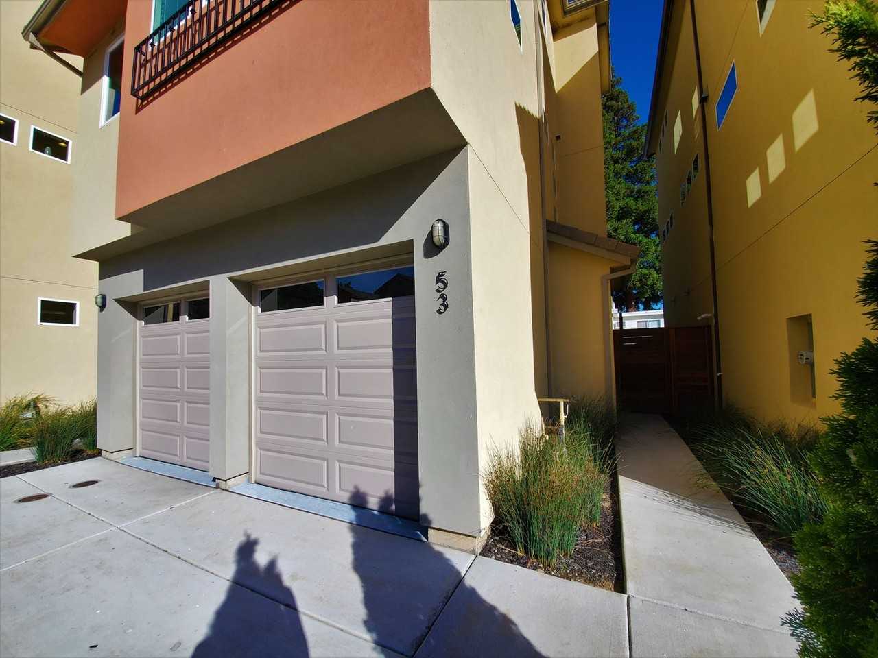 53 Rio Viale Ct - Photo 3 of 50