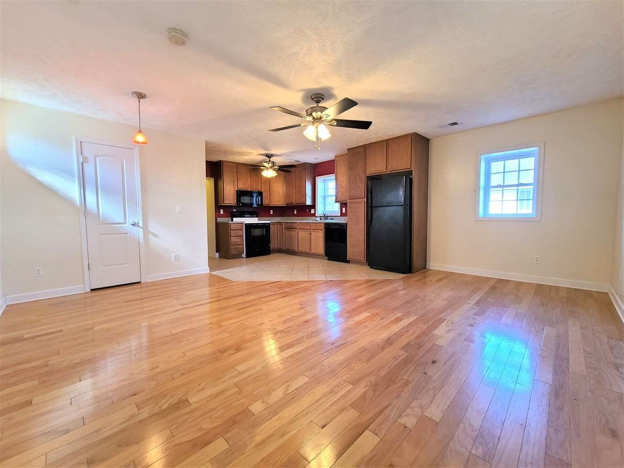 121 Fairfax Rd - Photo 2 of 30