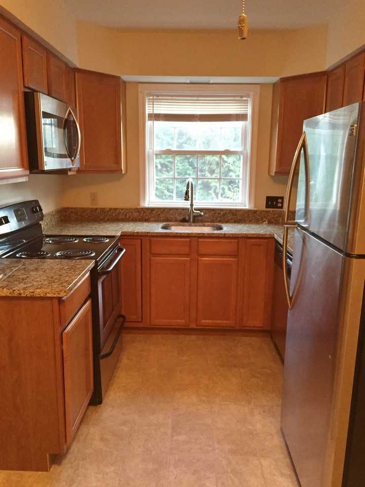 1212 William St - Photo 4 of 9