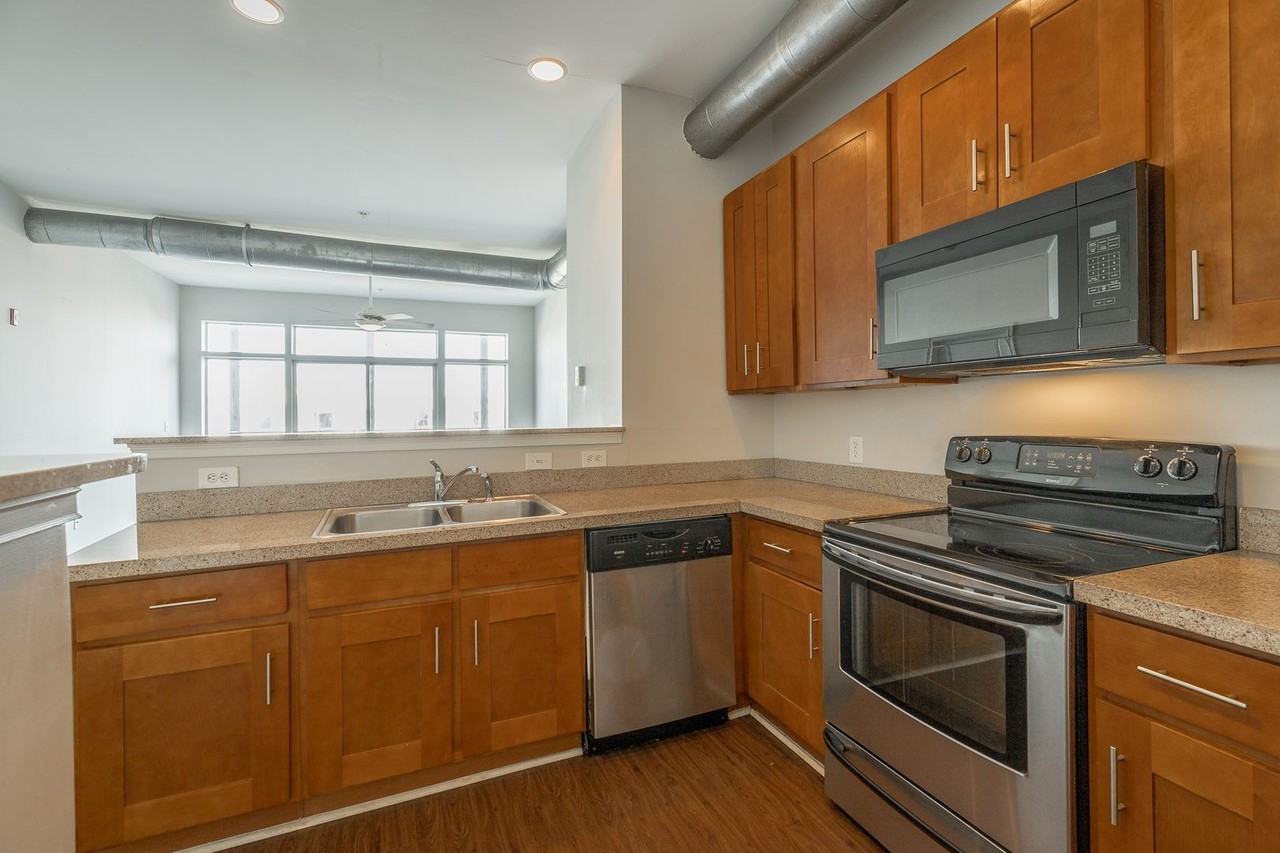 Southside Flats | Modern Apartments in Chattanooga’s Southside District - Photo 4 of 41
