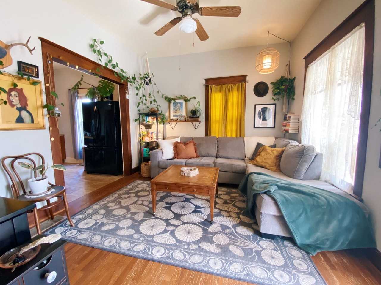 431 N Whitcomb St - Photo 5 of 7
