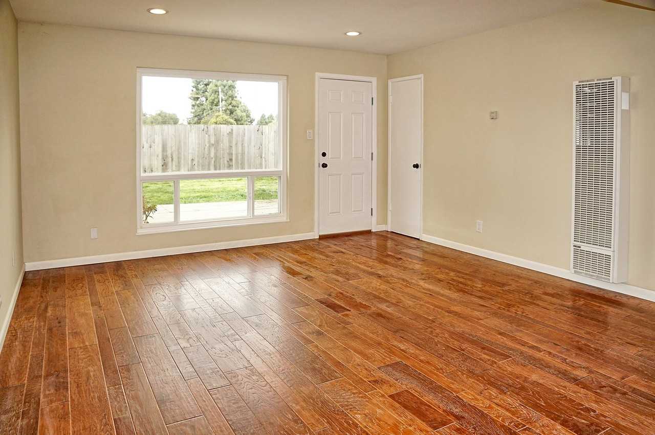 6287 Cotton Ave - Photo 5 of 9