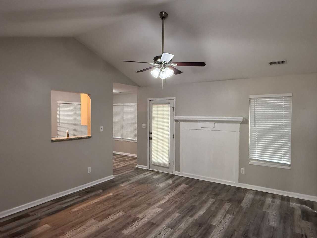 6617 Cedar Cliff Dr - Photo 2 of 16