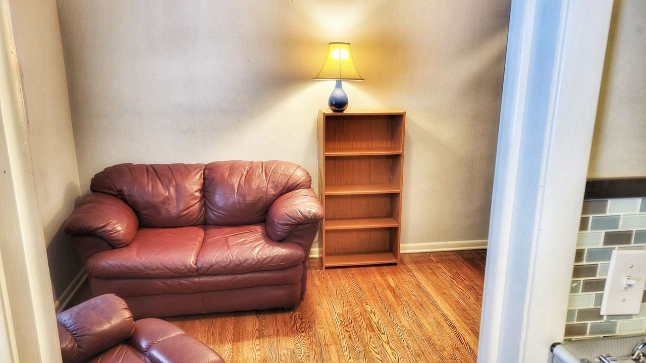 1132 7th Ave S - Photo 3 of 12