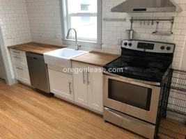 featured image of 91 N Lawrence St